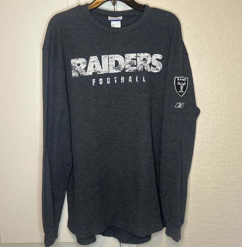 Reebok Las Vegas Raiders Football Waffle Knit Long Sleeve Shirt Size Large